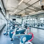 Cozysuites 800 Tower 2Br With Gym! 28